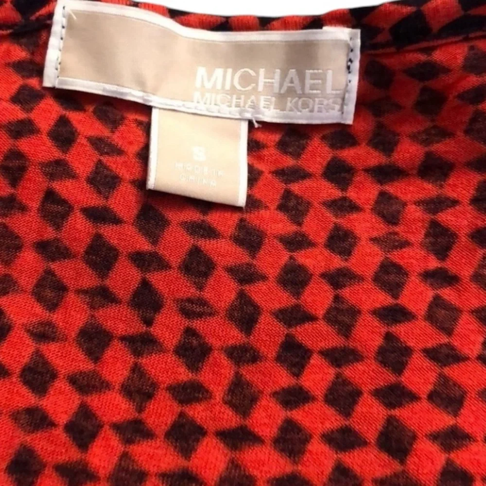 Micheal Kors size small Red & black houndstooth check Cowl neck sleeveless top